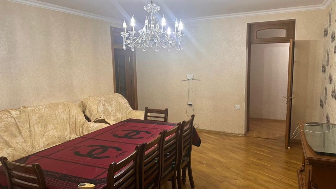 Satılır 3 otaqlı köhnə tikili 90.4 m² — Mənzil, Bakı (2)
