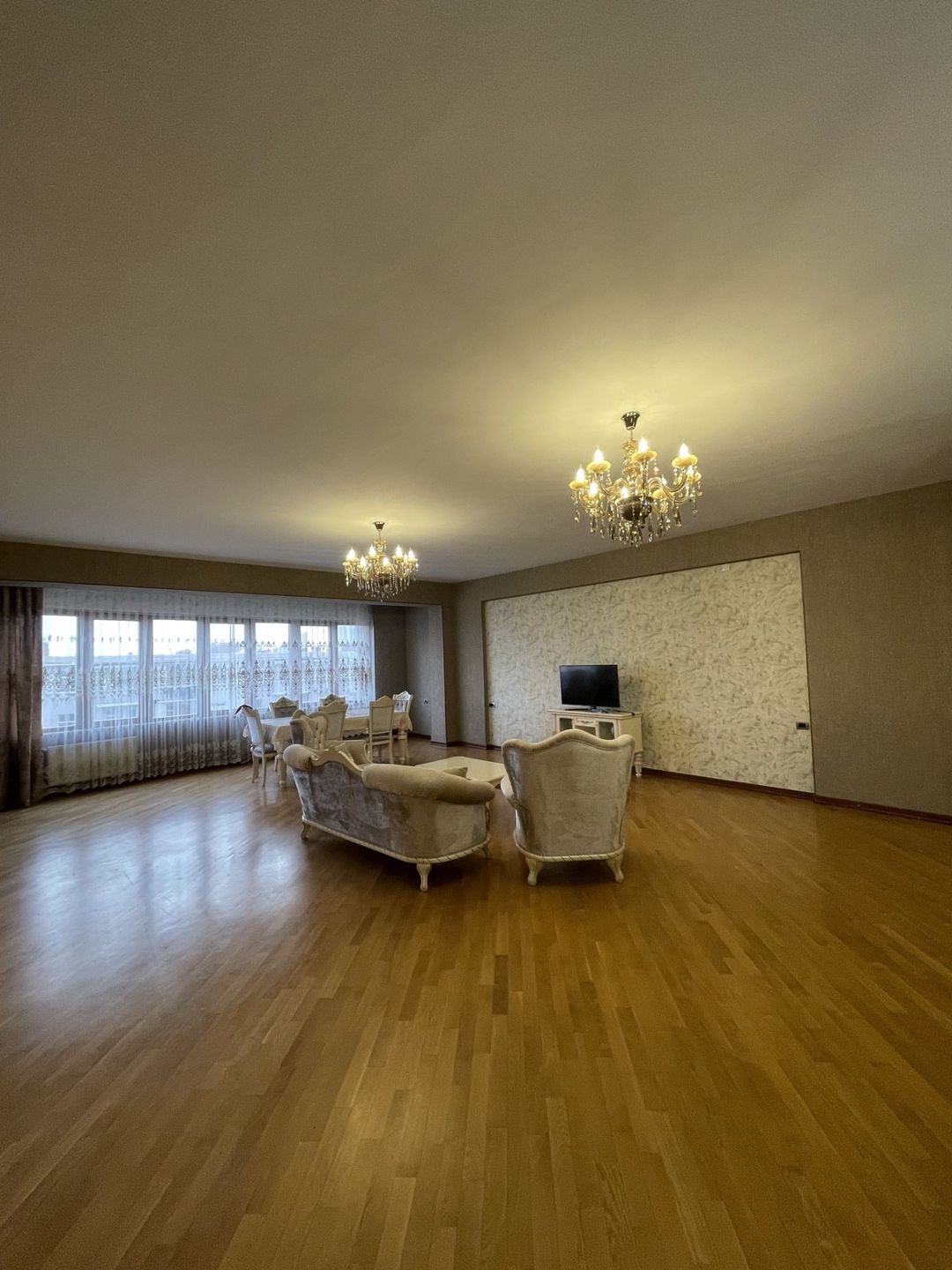 İcarəyə verilir 3 otaqlı yeni tikili 220 m² — Mənzil, Bakı (2)