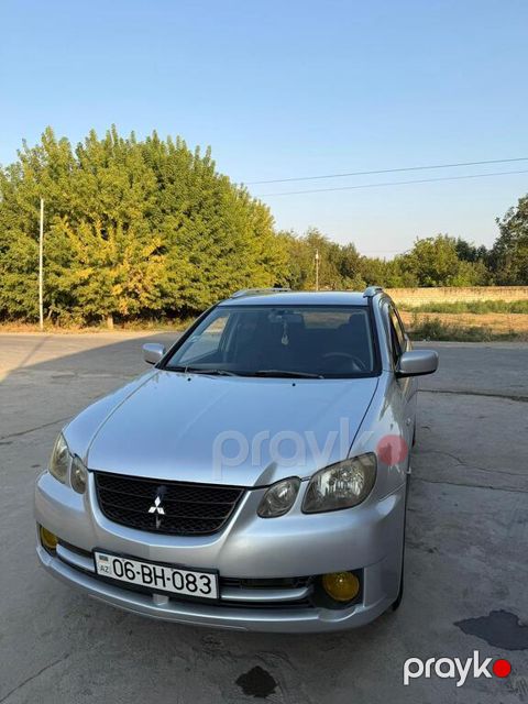 Mitsubishi Airtrek, 2.0 L, 2003 il, 180 000 km