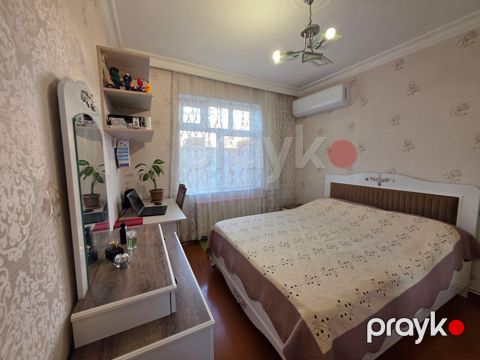 Satılır 2 otaqlı köhnə tikili 65 m²