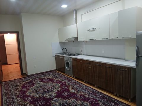 İcarəyə verilir 3 otaqlı köhnə tikili 125 m² — Bakı