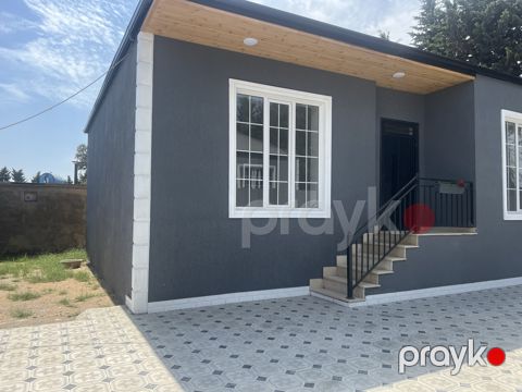 Satılır 3 otaqlı həyət evi/bağ evi 85 m²