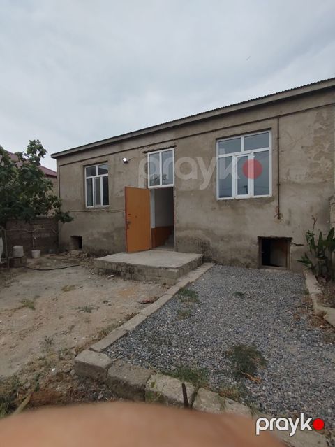 Salam Bine savxozda 2 otağ bir mətbəx ev kirayə verilir komandaları