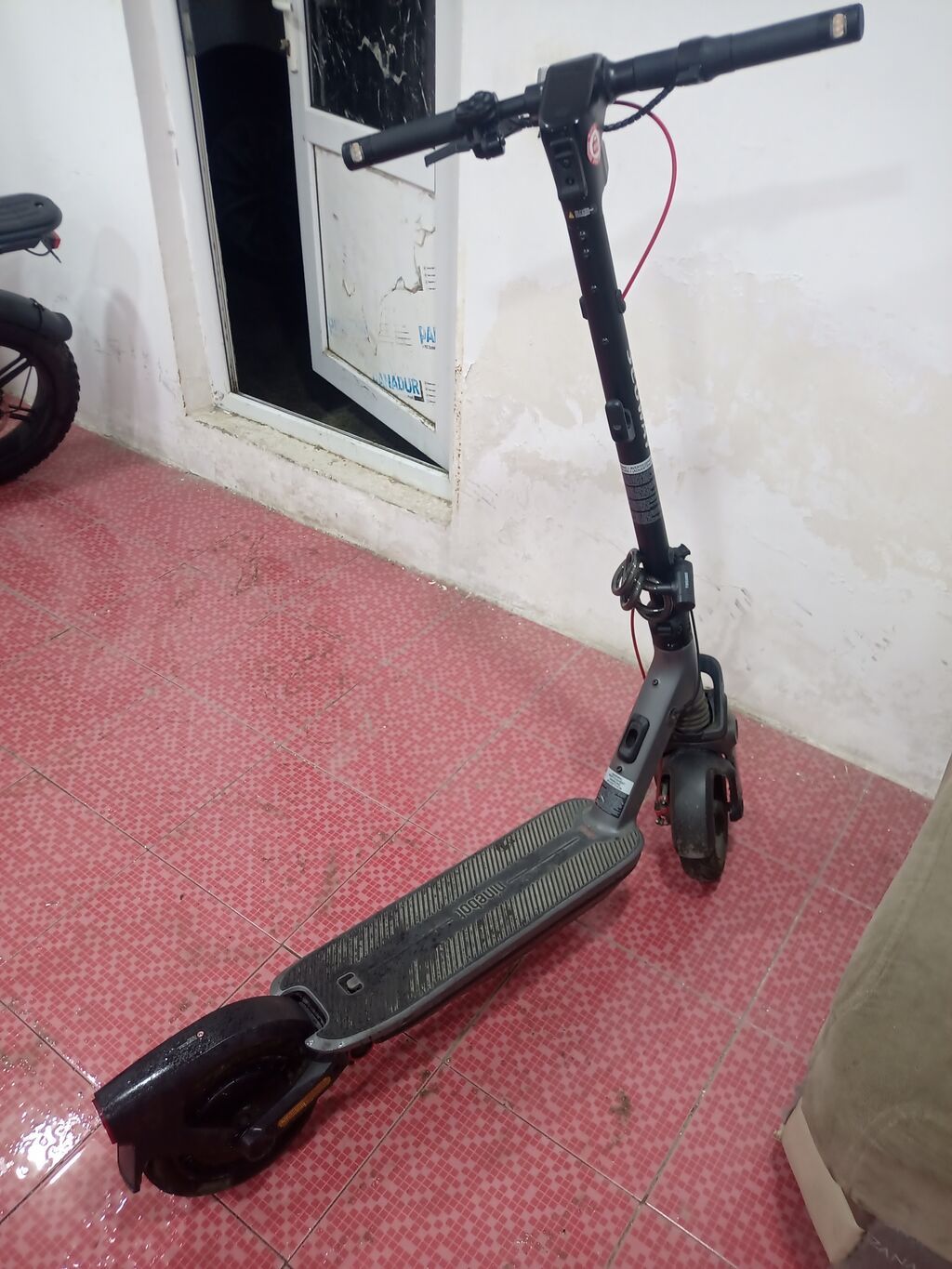 Segway Ninebot f 3 elektrik skuter - Brend/model: Segway Ninebot — İdman, hobi, istirahət, Bakı (2)
