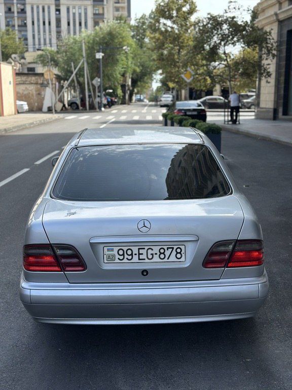 Mercedes E 220, 2.2 L, 2000 il, 332 000 km — Avtomobillər, Bakı (5)
