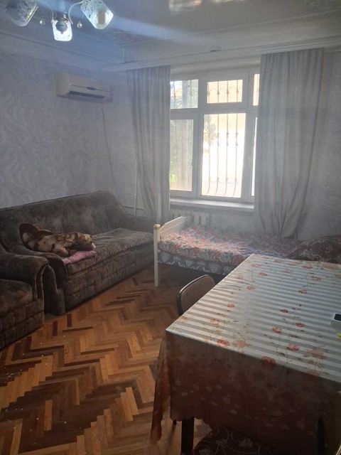 Satılır 2 otaqlı köhnə tikili 55 m² — Bakı