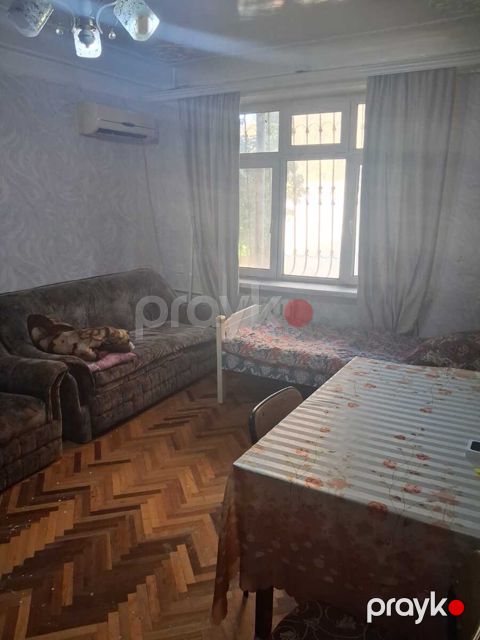 Satılır 2 otaqlı köhnə tikili 55 m²