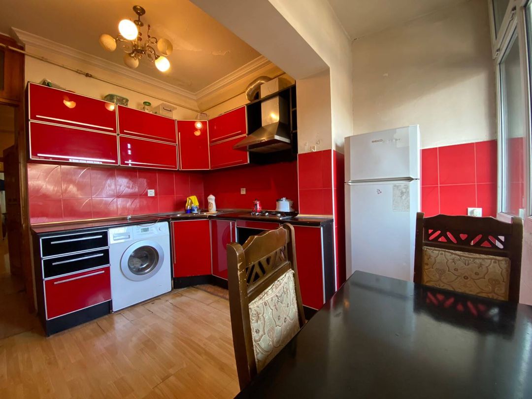 Satılır 2 otaqlı köhnə tikili 65 m² — Mənzil, Bakı (5)