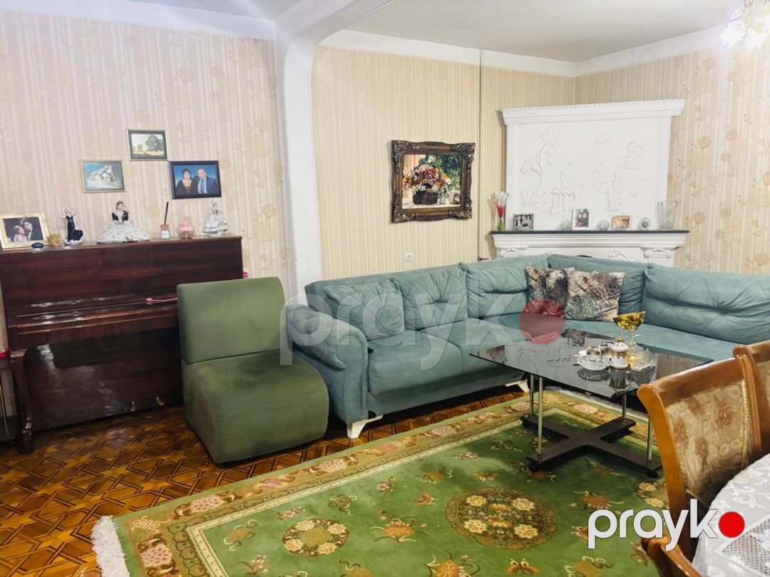Satılır 5 otaqlı köhnə tikili 130 m² — Mənzil, Bakı (3)
