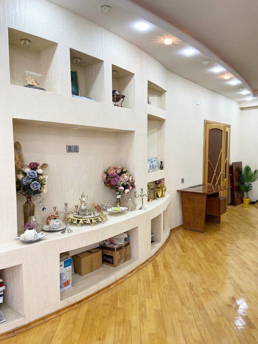 İcarəyə verilir 4 otaqlı yeni tikili 225 m² — Mənzil, Bakı (3)