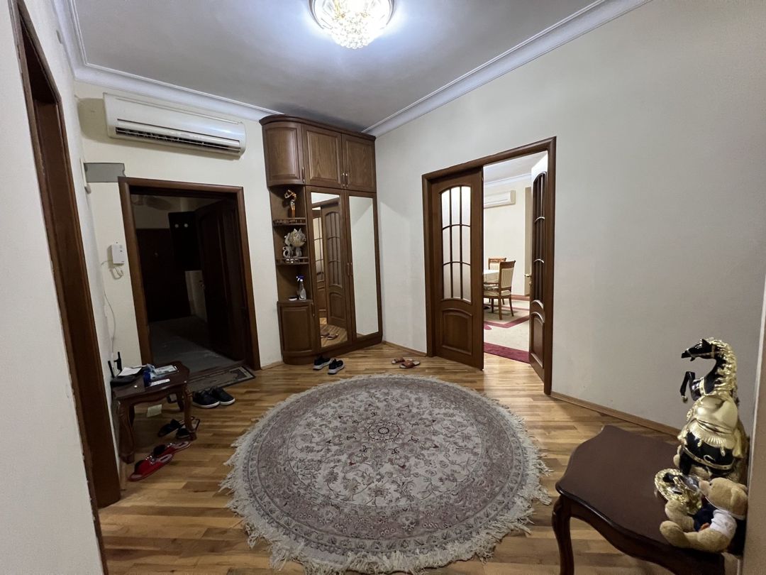 İcarəyə verilir 3 otaqlı yeni tikili 140 m² — Mənzil, Bakı (5)