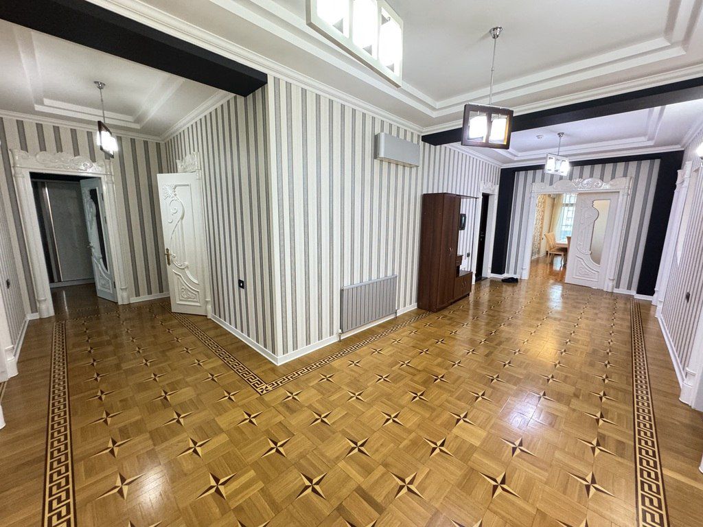 İcarəyə verilir 5 otaqlı yeni tikili 270 m² — Mənzil, Bakı (5)