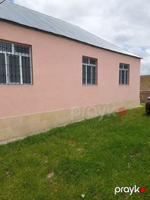 Satılır 4 otaqlı həyət evi/bağ evi 90 m²