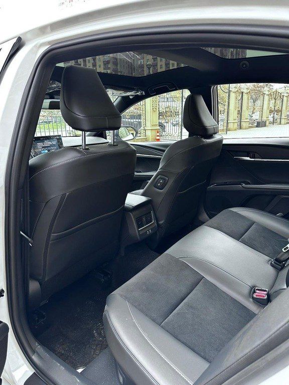 Toyota Camry, 2.5 L, 1 kWh, 2025 il, yeni — Avtomobillər, Bakı (9)