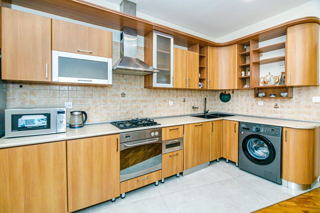 İcarəyə verilir 3 otaqlı yeni tikili 150 m² — Mənzil, Bakı (11)
