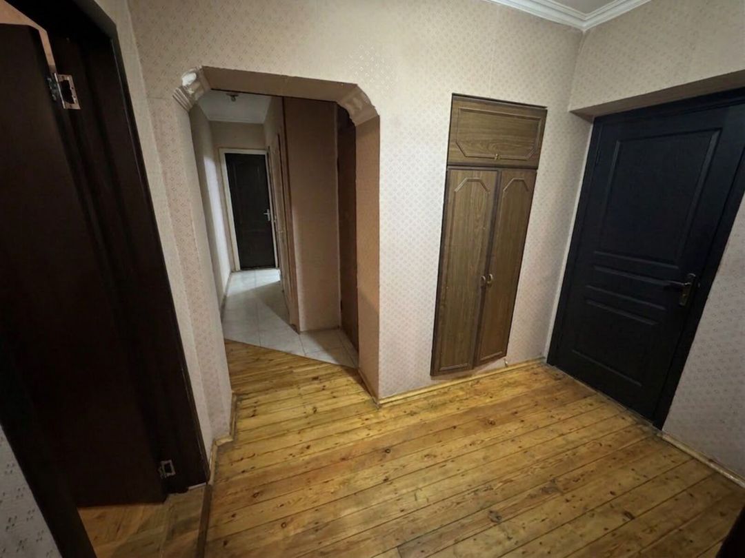 Satılır 4 otaqlı köhnə tikili 115 m² — Mənzil, Bakı (6)