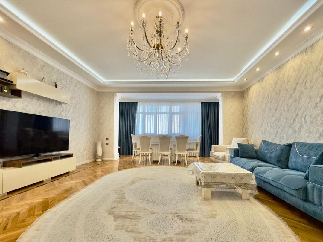 Satılır 3 otaqlı yeni tikili 180 m² — Mənzil, Bakı (6)