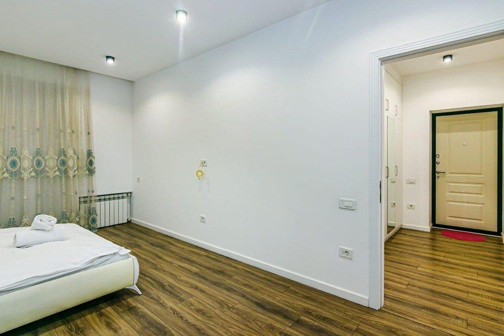 İcarəyə verilir 3 otaqlı köhnə tikili 95 m² — Mənzil, Bakı (8)