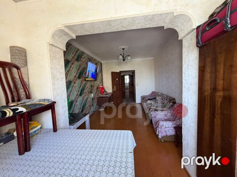 Satılır 2 otaqlı köhnə tikili 65 m²