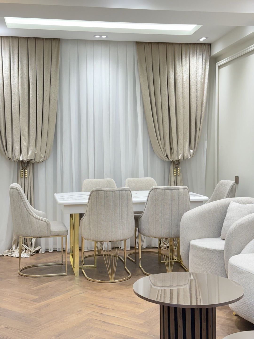 İcarəyə verilir 4 otaqlı yeni tikili 140 m² — Mənzil, Bakı (2)
