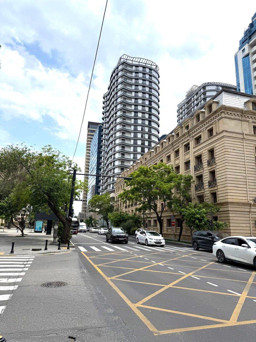 Satılır 3 otaqlı yeni tikili 122 m² — Mənzil, Bakı
