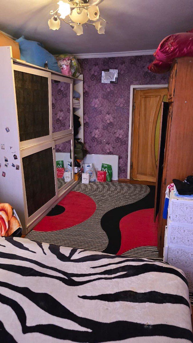 Satılır 4 otaqlı köhnə tikili 100 m² — Mənzil, Bakı (5)