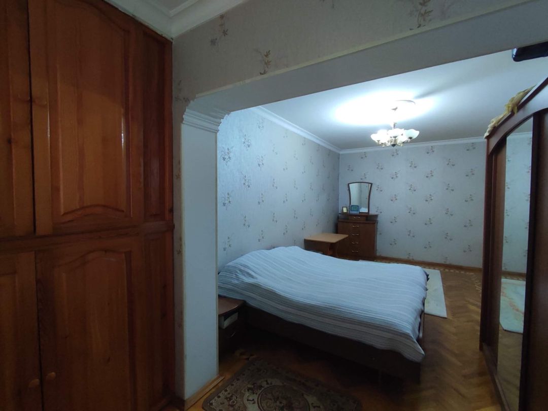 Satılır 4 otaqlı köhnə tikili 110 m² — Mənzil, Bakı (6)