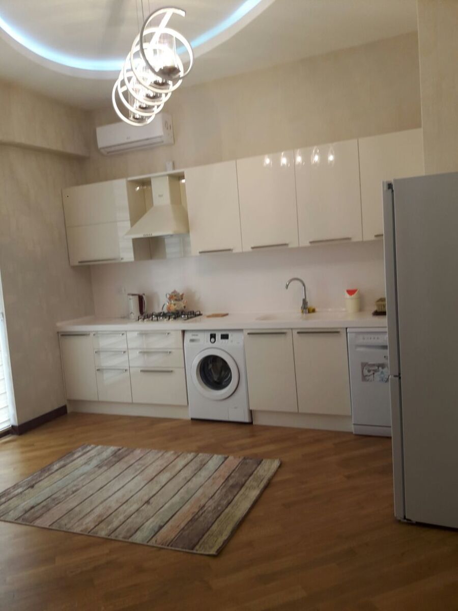 İcarəyə verilir 3 otaqlı yeni tikili 110 m² — Mənzil, Bakı (6)