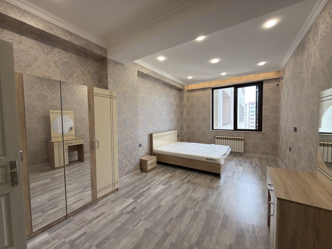 İcarəyə verilir 4 otaqlı yeni tikili 175 m² — Mənzil, Bakı (9)