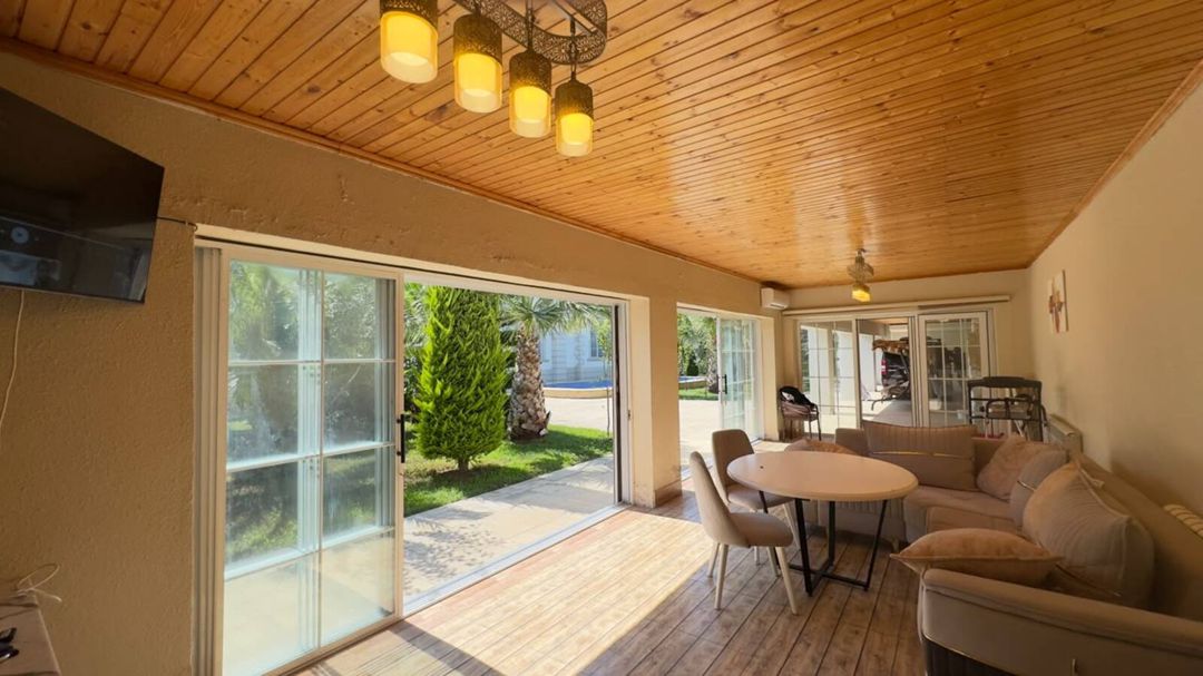 Satılır 6 otaqlı həyət evi/bağ evi 300 m² — Ev, villa, Bakı (11)