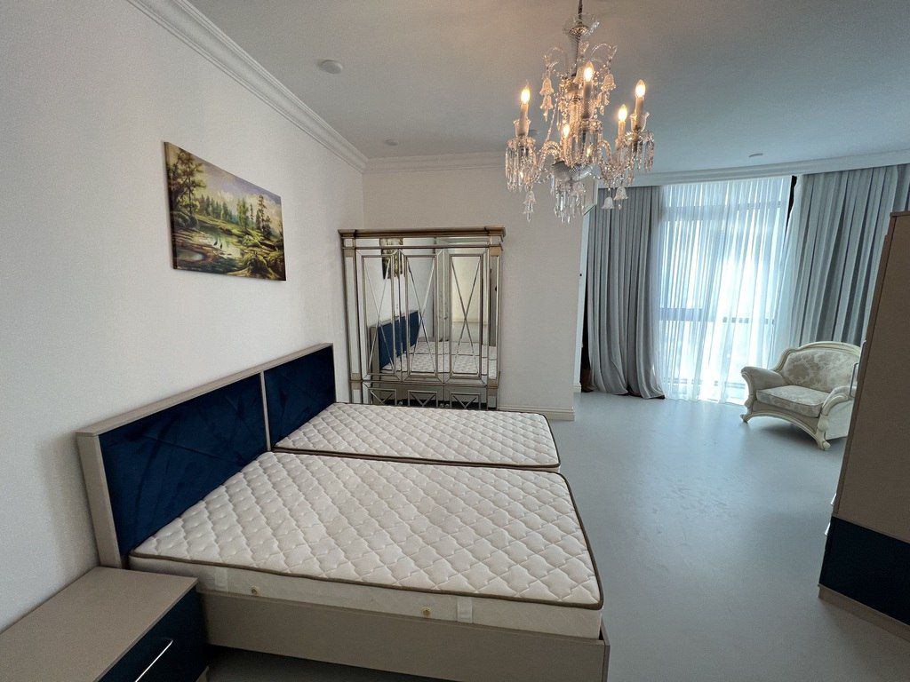 Satılır 4 otaqlı yeni tikili 250 m² — Mənzil, Bakı (12)
