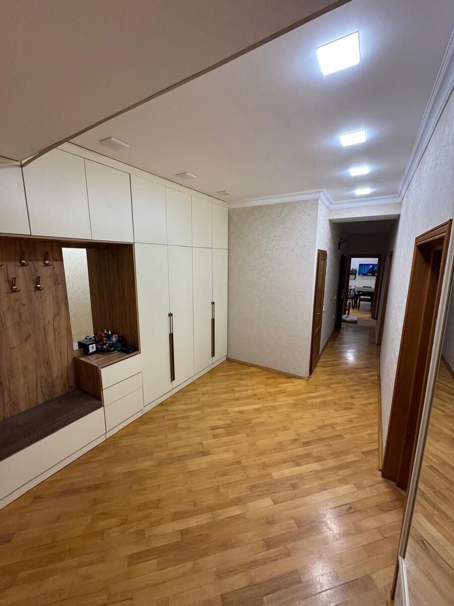 Satılır 3 otaqlı yeni tikili 140 m² — Mənzil, Bakı (12)
