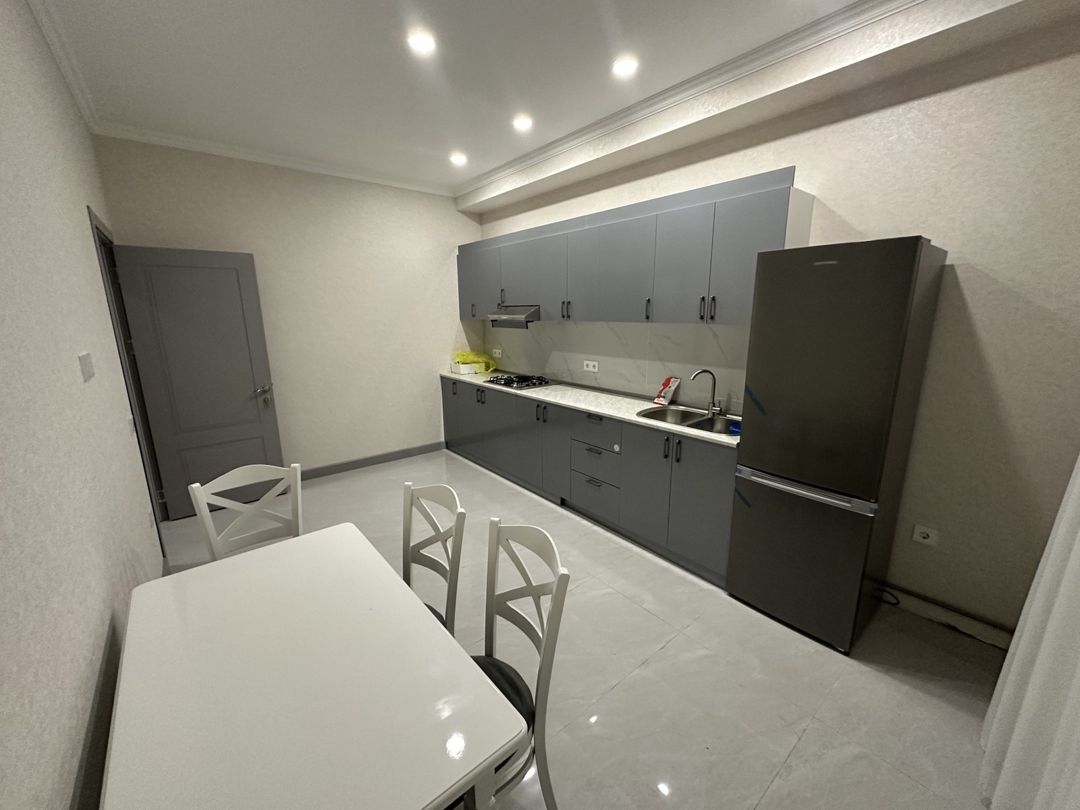 İcarəyə verilir 2 otaqlı yeni tikili 77 m² — Mənzil, Bakı (10)