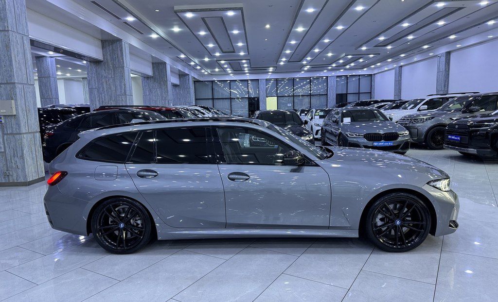 BMW 330e, 2.0 L, 12 kWh, 2023 il, 59 400 km — Avtomobillər, Bakı (4)
