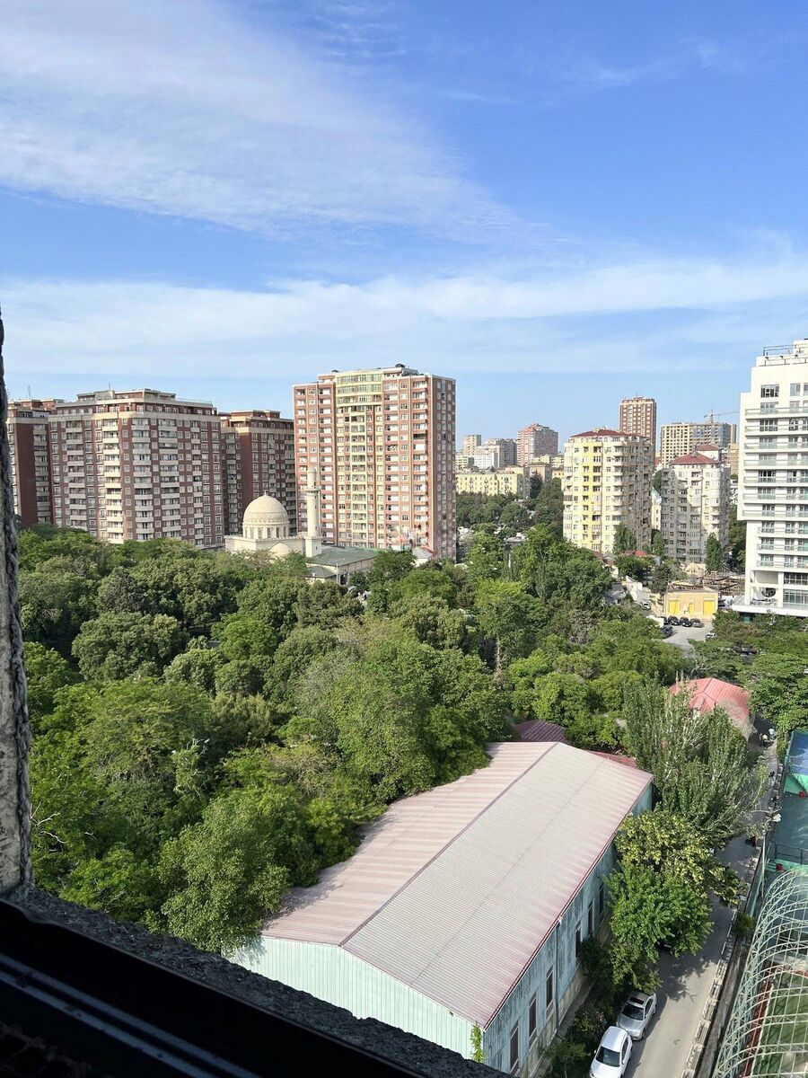 Satılır 3 otaqlı yeni tikili 295 m² — Mənzil, Bakı
