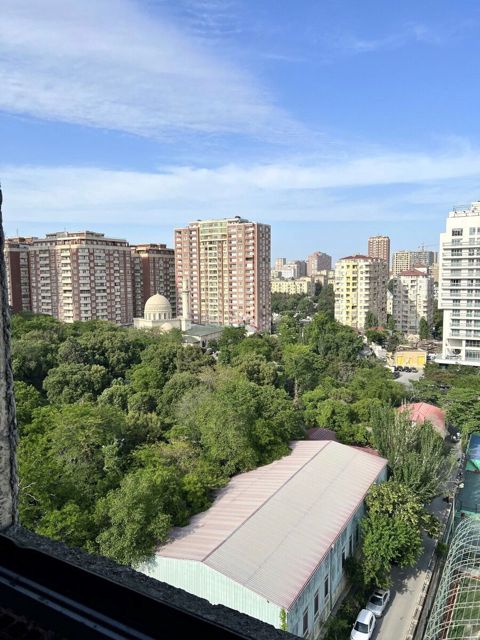 Satılır 3 otaqlı yeni tikili 295 m² — Bakı