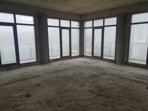 Satılır 5 otaqlı yeni tikili 340 m² — Bakı