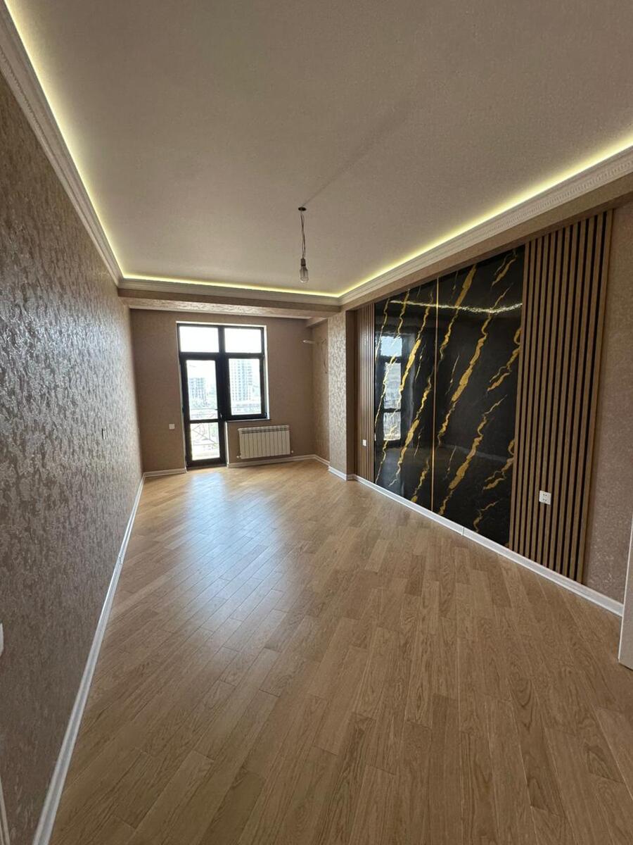 Satılır 3 otaqlı yeni tikili 150 m² — Mənzil, Bakı (2)