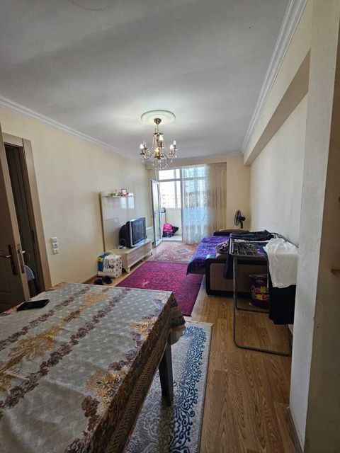 Satılır 2 otaqlı köhnə tikili 40 m² — Bakı