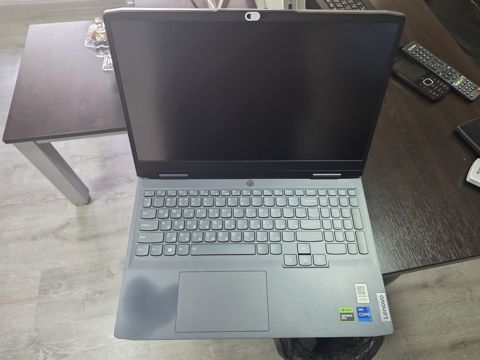 Lenovo LOQ 15IRH8 — Bakı