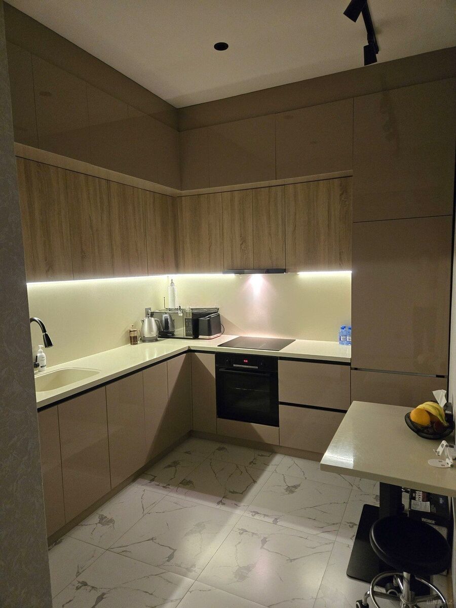 İcarəyə verilir 2 otaqlı yeni tikili 75 m² — Mənzil, Bakı (9)