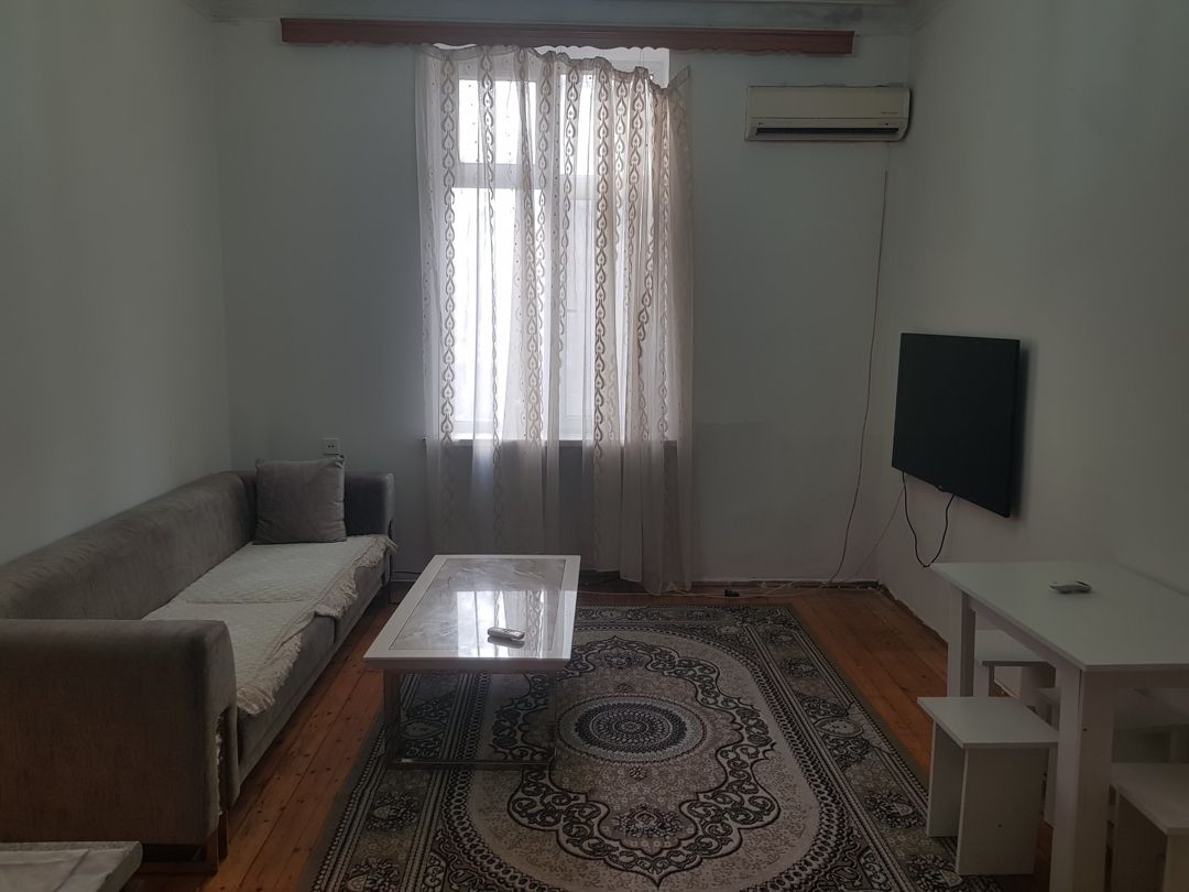 Satılır 2 otaqlı köhnə tikili 33 m² — Mənzil, Bakı (5)