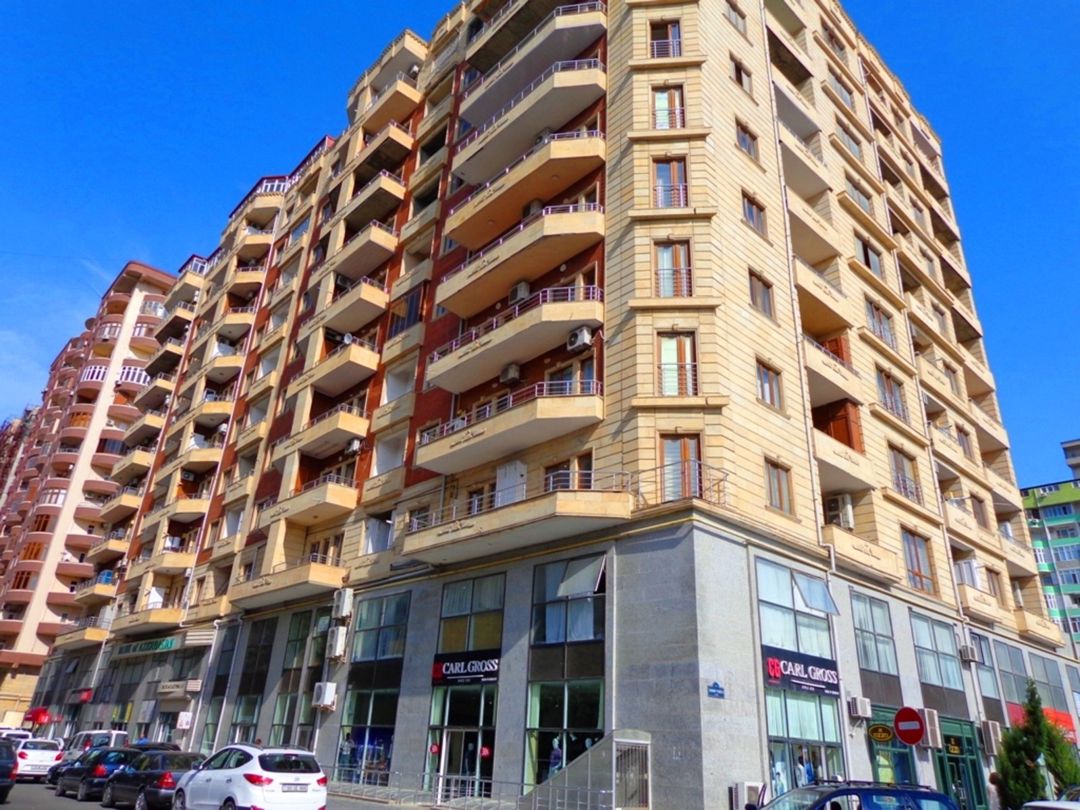 Satılır 4 otaqlı yeni tikili 177 m² — Mənzil, Bakı