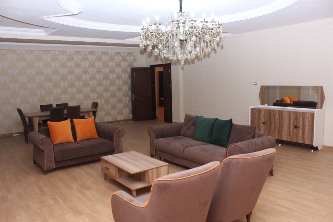 Satılır 4 otaqlı yeni tikili 220 m² — Mənzil, Bakı (6)