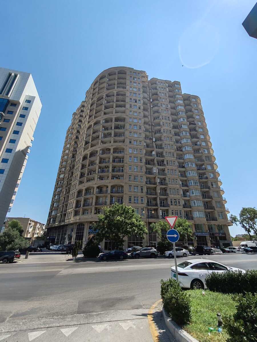 Satılır 3 otaqlı yeni tikili 128 m² — Mənzil, Bakı (2)