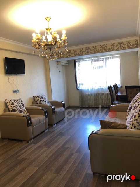 İcarəyə verilir 3 otaqlı köhnə tikili 60 m²