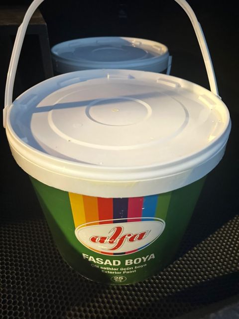 Fasad boyası Alfa — Bakı