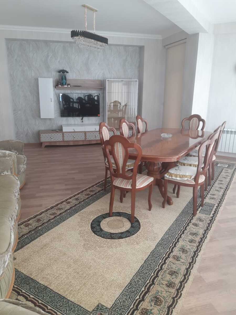 İcarəyə verilir 3 otaqlı yeni tikili 135 m² — Mənzil, Bakı (11)