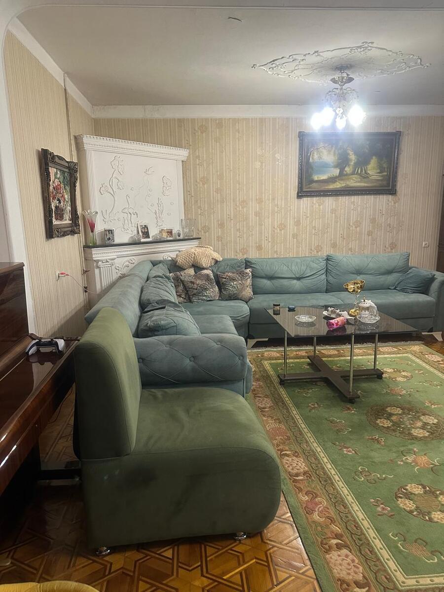 Satılır 5 otaqlı köhnə tikili 130 m² — Mənzil, Bakı (2)