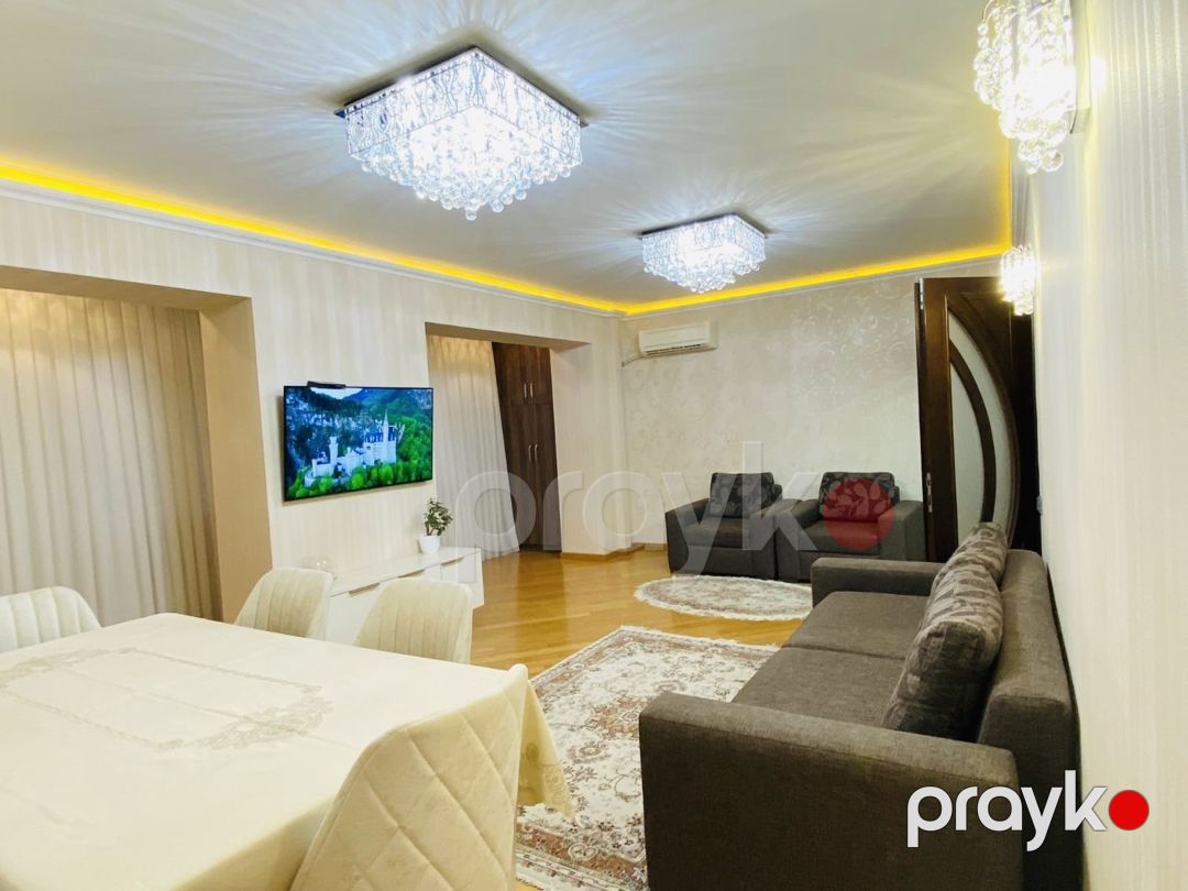 Satılır 3 otaqlı köhnə tikili 100 m² — Mənzil, Bakı (2)